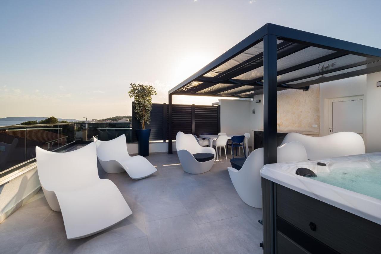 Luxury Apartment- Balcony- Private Rooftop And Jacuzzi- Common Pool Trogir Exterior foto